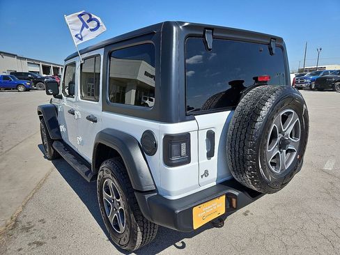 Used 2022 Jeep Wrangler Unlimited Sport image 5