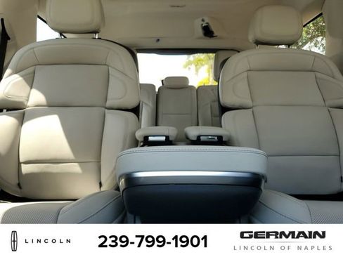New 2026 Lincoln Navigator Reserve AWD/4WD image 29