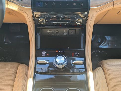 Used 2025 Jeep Grand Cherokee L Summit image 6