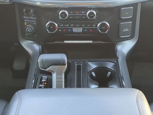 Certified 2025 Ford F150 Lariat w/ Equipment Group 501A Mid image 17