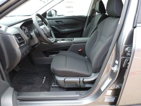 New 2026 Nissan Rogue S image 16