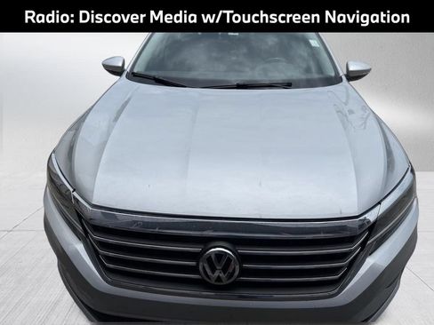 Used 2020 Volkswagen Passat 2.0T SEL FWD image 4