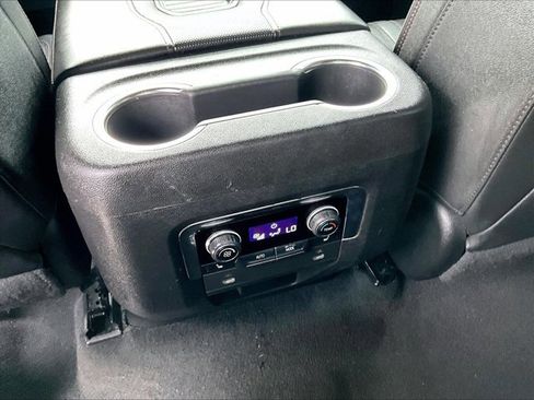 Used 2022 Chevrolet Suburban RST w/ Sport Performance Package AWD/4WD image 24