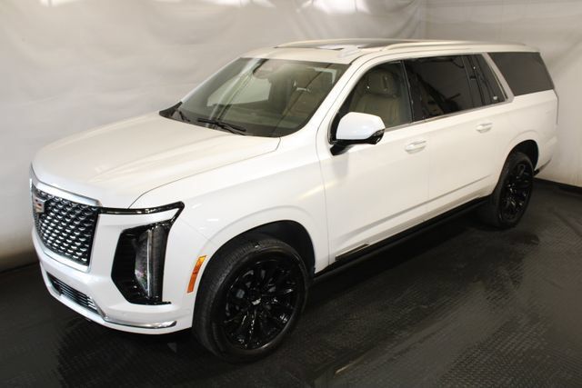 Used 2025 Cadillac Escalade ESV Premium Luxury w/ Touring Package AWD/4WD image 2