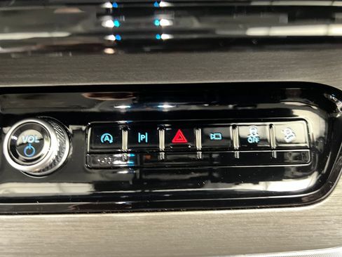 Used 2025 Ford Expedition Platinum AWD/4WD image 66
