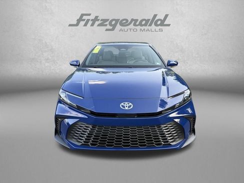 Used 2026 Toyota Camry SE FWD image 2