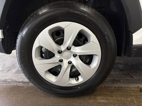 Used 2024 Toyota RAV4 LE image 30