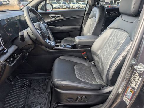 Used 2024 Kia Sportage X-Line w/ X-Line Premium Package image 10