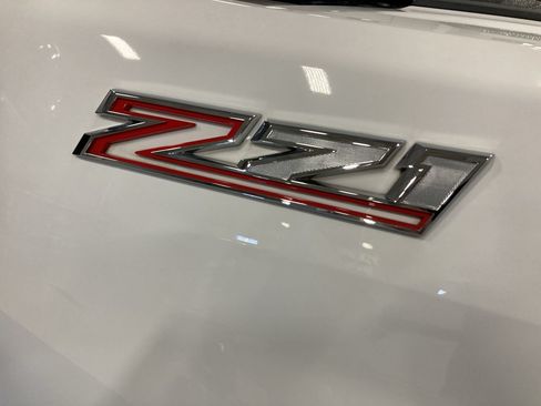 Used 2021 Chevrolet Silverado 2500 LTZ w/ Z71 Chrome Sport Edition AWD/4WD image 10