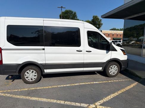 Used 2023 Ford Transit 150 Medium Roof RWD image 2