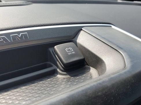 Used 2021 RAM 1500 Big Horn AWD/4WD image 29