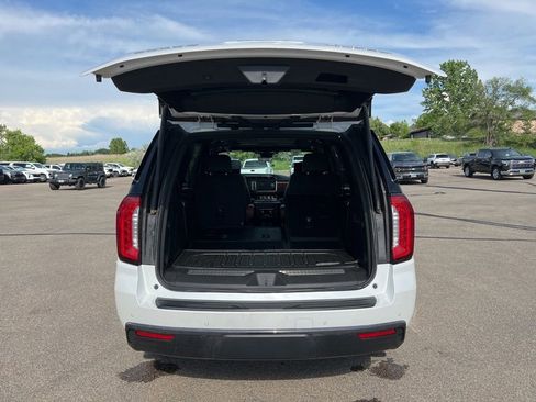 Used 2024 GMC Yukon Denali Ultimate AWD/4WD image 28
