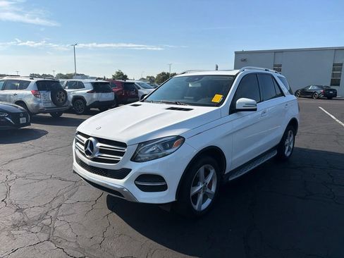 Used 2017 Mercedes-Benz GLE 350 4MATIC image 2