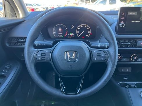 New 2026 Honda HR-V LX image 18