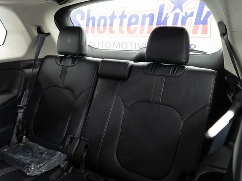 Certified 2025 Honda Pilot EX-L image 19