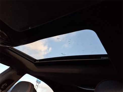 Used 2018 Maserati Ghibli GranLusso image 8