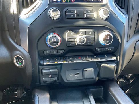 Used 2020 GMC Sierra 1500 SLT w/ SLT Premium Plus Package image 30
