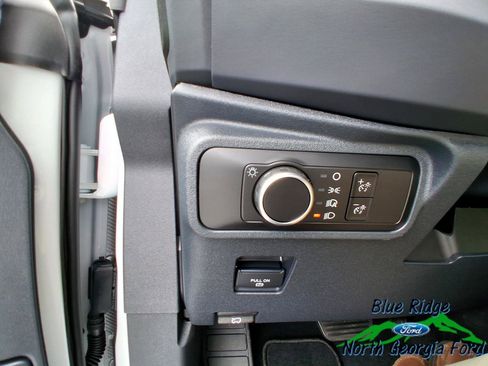 New 2025 Ford Bronco 4-Door image 21