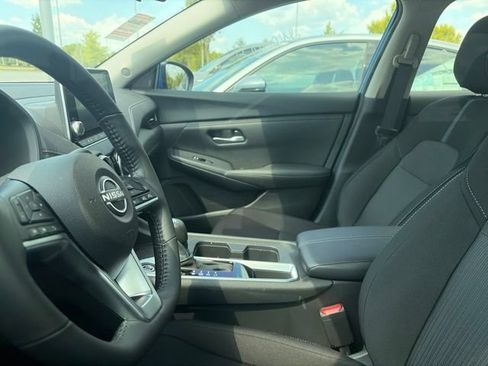 Used 2025 Nissan Sentra SV w/ All-Weather Package FWD image 11