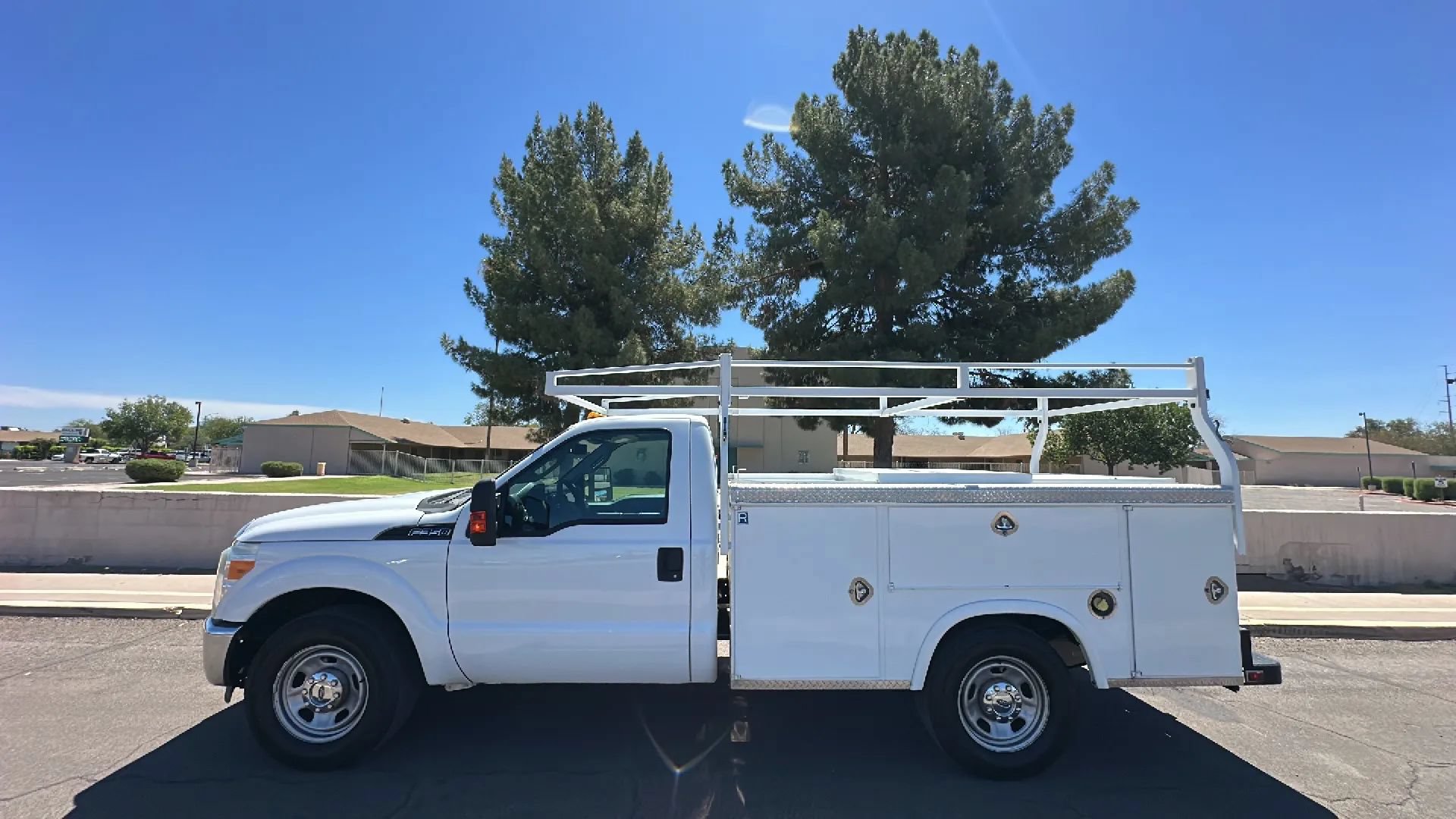 Used 2016 Ford F350 XL w/ XL Appearance Package RWD image 1