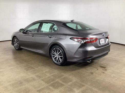 Used 2023 Toyota Camry XLE w/ Navigation Package FWD image 14