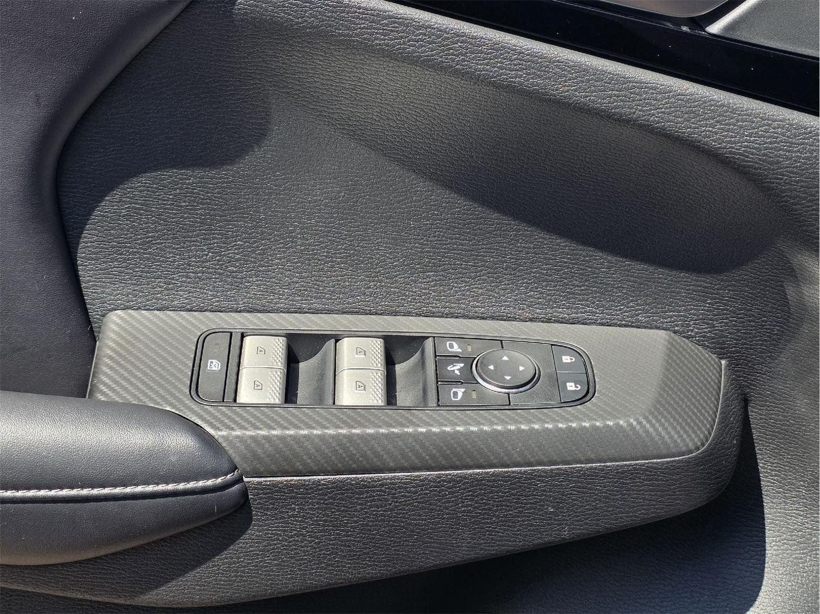 Used 2024 Mitsubishi Outlander SE FWD image 27
