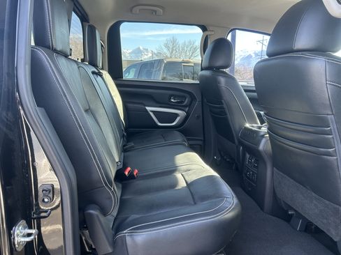 Used 2018 Nissan Titan PRO-4X w/ Pro-4x Convenience Package image 13
