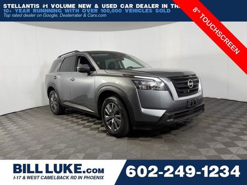 Used 2025 Nissan Pathfinder SV FWD image 1