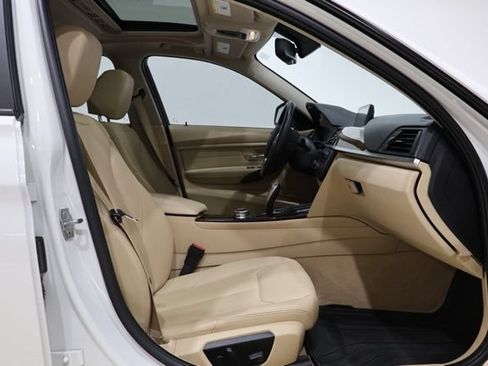 Used 2014 BMW 328i xDrive Sedan AWD/4WD image 33