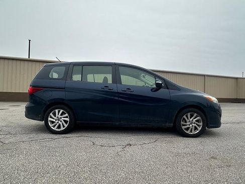 Used 2015 MAZDA MAZDA5 Sport image 11