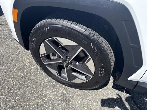 Used 2025 Hyundai Tucson SEL AWD/4WD image 13
