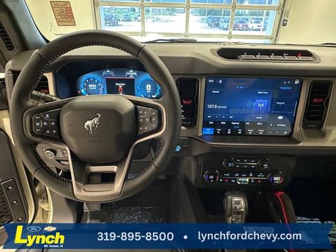 New 2026 Ford Bronco Outer Banks w/ Sasquatch Package AWD/4WD image 10
