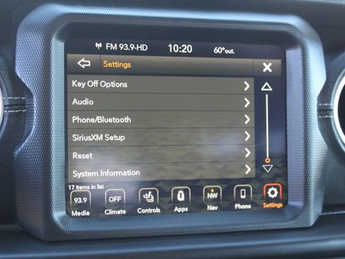 Used 2023 Jeep Wrangler Unlimited Sahara w/ Cold Weather Group AWD/4WD image 36