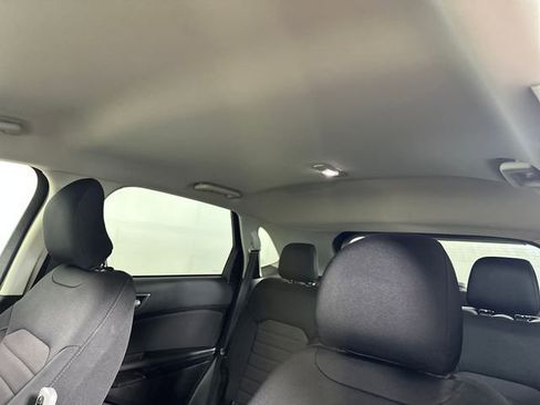 Used 2017 Ford Edge SE AWD/4WD image 12