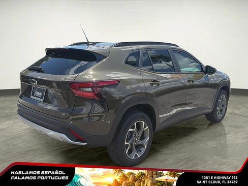 Used 2024 Chevrolet Trax LT w/ Driver Confidence Package FWD image 6