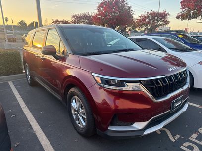 Used 2024 Kia Carnival LX
