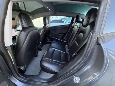 Used 2021 Tesla Model 3 Long Range image 14