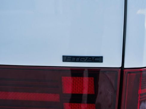 Used 2024 Hyundai Santa Fe Calligraphy image 8