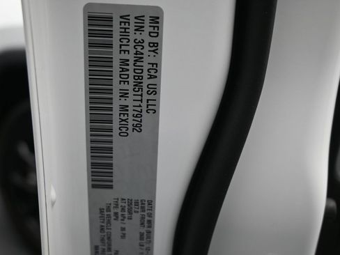 New 2026 Jeep Compass Latitude image 20