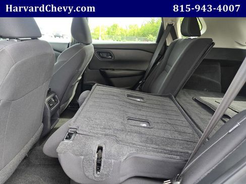 Used 2024 Nissan Rogue S AWD/4WD image 30