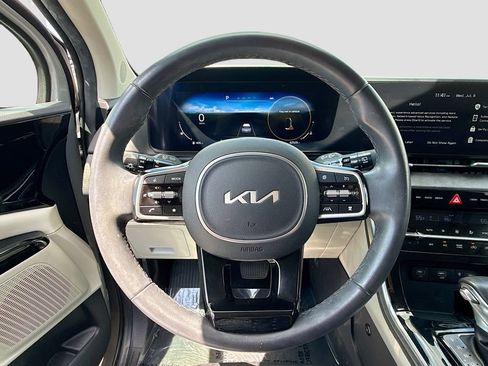 Used 2024 Kia Carnival SX FWD image 41