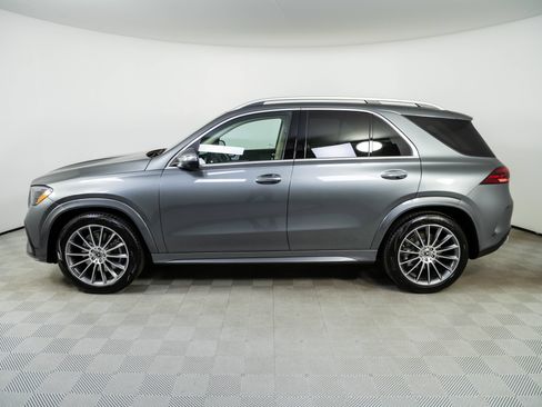 Used 2026 Mercedes-Benz GLE 450 4MATIC image 2