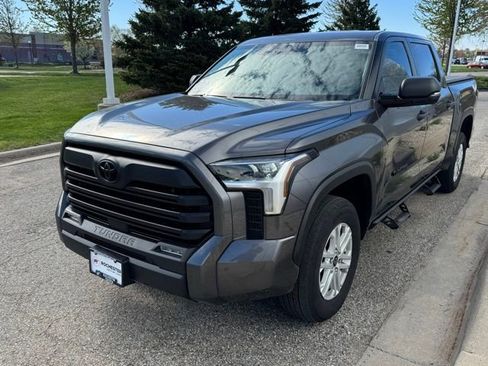 Used 2024 Toyota Tundra SR5 w/ SR5 Convenience Package AWD/4WD image 34