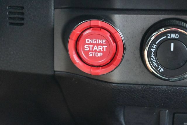 Used 2017 Toyota Tacoma TRD Off-Road AWD/4WD image 21