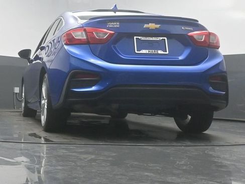 Used 2018 Chevrolet Cruze Premier FWD image 51