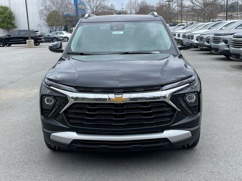 New 2026 Chevrolet TrailBlazer LT w/ Driver Confidence Package FWD image 2