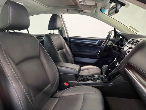 Used 2018 Subaru Legacy 3.6R Limited AWD/4WD image 10