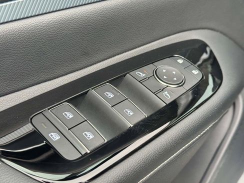 Used 2025 Nissan Murano SL image 16