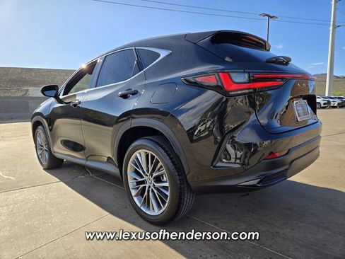 Certified 2022 Lexus NX 350h AWD w/ Vision Package image 5