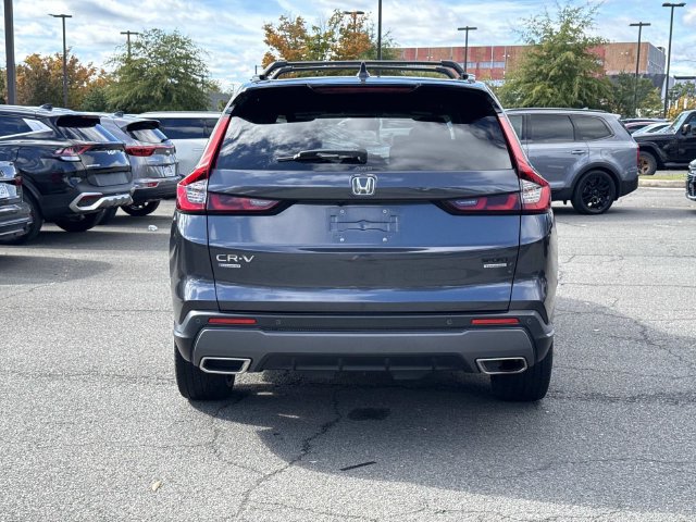 Used 2023 Honda CR-V Sport Touring image 3